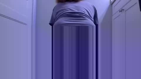 bootybooty91 online show from November 30, 2025, 12:20 pm