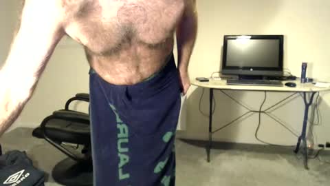 Snapshot of boppy21 chatting on January 1, 2025, 4:50 pm Boppy21 online show from January 1, 2025, 4:50 pm