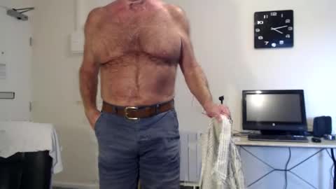 Snapshot of boppy21 chatting on September 9, 2025, 3:11 pm Boppy21 online show from September 9, 2025, 3:11 pm