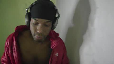 boss_playa98 online show from May 4, 2026, 6:31 am