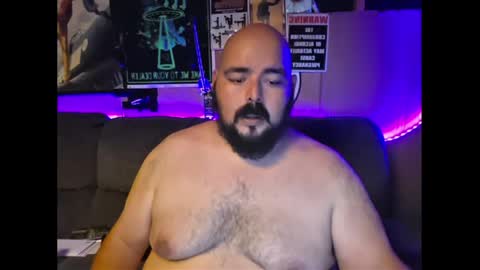 bossdeuce420 online show from April 14, 2026, 2:28 am