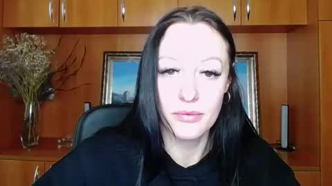 Lara online show from January 9, 2026, 10:29 am