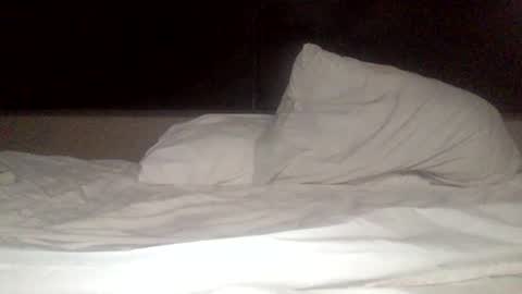 bottomslut1111 online show from September 18, 2025, 12:40 pm