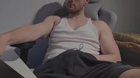 Snapshot of bottomtsinner chatting on March 17, 2026, 9:40 pm bottomtsinner online show from March 17, 2026, 9:40 pm