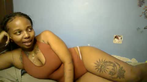Snapshot of botty_queen chatting on May 27, 2026, 7:22 pm botty_queen online show from May 27, 2026, 7:22 pm