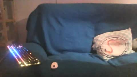 Snapshot of boubouufr chatting on December 1, 2025, 10:37 pm Boubou online show from December 1, 2025, 10:37 pm