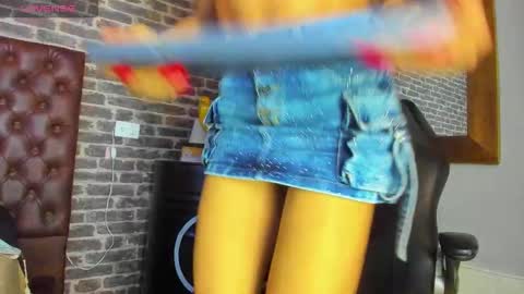 Snapshot of bouncing_bunnyxxx69 chatting on November 16, 2025, 7:03 am bouncing_bunnyxxx69 online show from November 16, 2025, 7:03 am