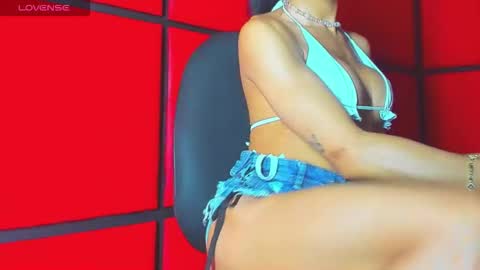 Snapshot of bouncing_bunnyxxx69 chatting on December 21, 2025, 4:08 am bouncing_bunnyxxx69 online show from December 21, 2025, 4:08 am