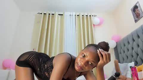 bouncy_booty677 online show from February 17, 2026, 9:50 am