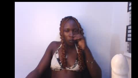 Snapshot of bouncybunnyxx chatting on October 21, 2025, 6:41 pm bouncybunnyxx online show from October 21, 2025, 6:41 pm