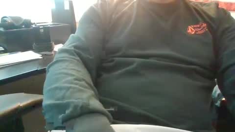 bourbonman144 online show from September 26, 2025, 7:18 pm