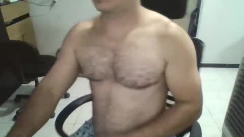 Snapshot of boy_fitbrutal chatting on December 2, 2024, 8:22 pm boy_fitbrutal online show from December 2, 2024, 8:22 pm