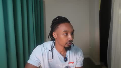 Snapshot of boy_kino chatting on July 8, 2026, 12:04 am Pixel Pleasures online show from July 8, 2026, 12:04 am
