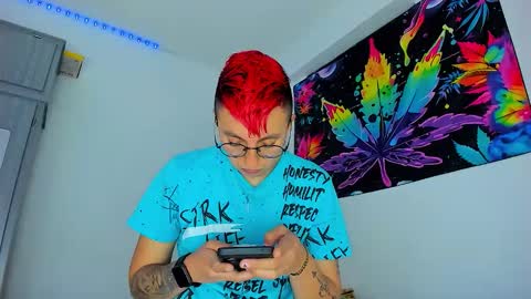 Edward ftm trans queerslave online show from January 7, 2026, 6:38 am