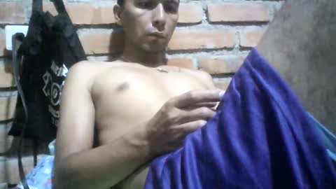 Boy online show from January 7, 2025, 3:02 pm