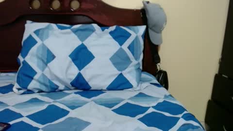 boyfit2023 online show from December 23, 2024, 2:45 am