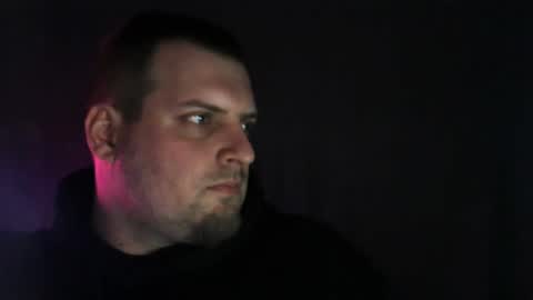 boynextdoooooor online show from December 4, 2025, 6:16 pm