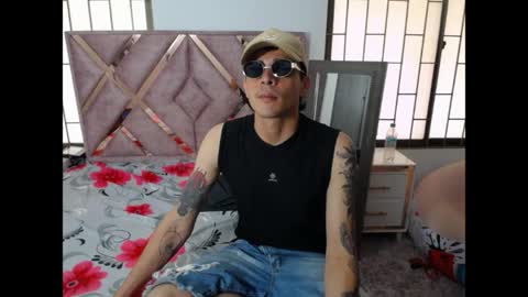 boypp117 online show from April 27, 2026, 9:02 pm