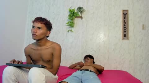 ALEX - TAYLER  -MIKE online show from March 26, 2026, 1:22 am