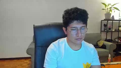 Snapshot of boytwink_20 chatting on November 6, 2025, 10:32 pm boytwink_20 online show from November 6, 2025, 10:32 pm