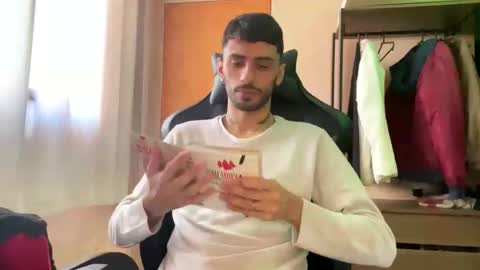 Snapshot of boyzinm2 chatting on September 10, 2025, 4:40 pm boyzinm2 online show from September 10, 2025, 4:40 pm