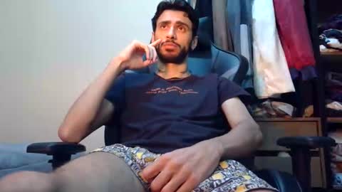 boyzinm2 online show from June 4, 2026, 6:19 am
