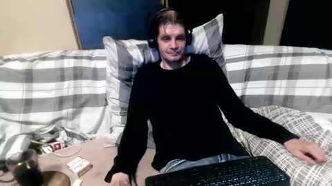 bponie1 online show from November 7, 2025, 11:38 pm