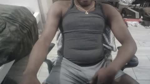 Snapshot of bquen400 chatting on December 4, 2025, 4:59 pm bquen400 online show from December 4, 2025, 4:59 pm