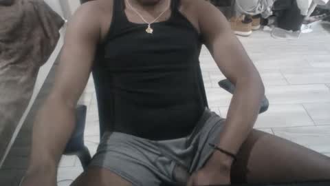 bquen400 online show from February 12, 2026, 8:26 pm