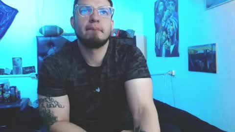 brad hot boy online show from June 18, 2026, 4:00 pm