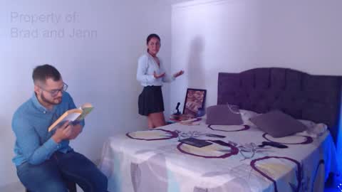 Snapshot of bradandjenn chatting on February 18, 2026, 1:18 pm Your favorite couple and the best butt on Chatur online show from February 18, 2026, 1:18 pm