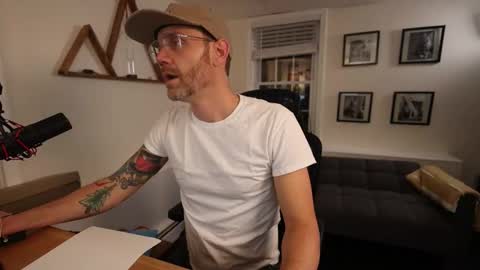 BradBronton online show from March 16, 2026, 11:31 pm