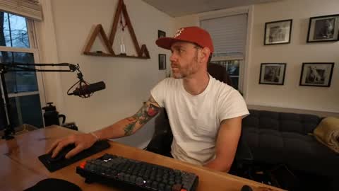 BradBronton online show from April 2, 2026, 10:46 am