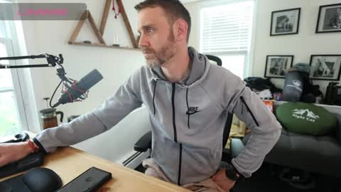 BradBronton online show from April 20, 2026, 11:57 am