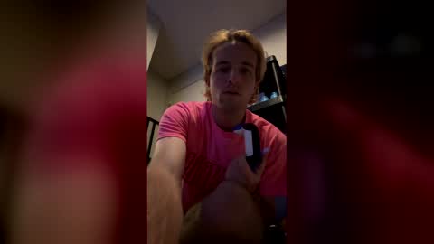 Snapshot of braden_thompson2012 chatting on April 15, 2026, 4:30 am braden_thompson2012 online show from April 15, 2026, 4:30 am