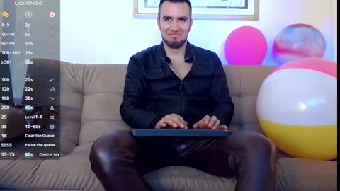 Bradley Colton Independ Model online show from January 30, 2025, 1:21 pm