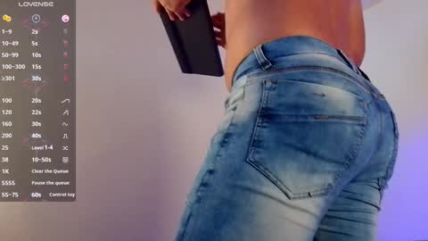 Bradley Colton Independ Model online show from February 6, 2025, 4:25 pm