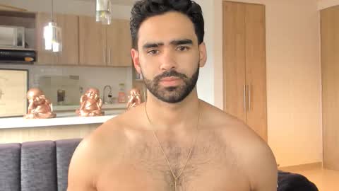 bradleymartin7 online show from February 1, 2026, 4:16 pm