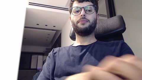 brads online show from December 12, 2024, 8:32 pm