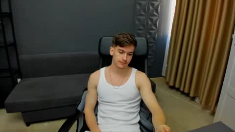 Snapshot of bradyflint chatting on April 16, 2026, 4:24 am BradyFlint online show from April 16, 2026, 4:24 am