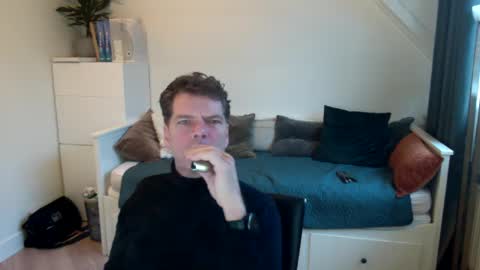 Snapshot of bram1944972145 chatting on December 13, 2024, 10:41 am Bram online show from December 13, 2024, 10:41 am