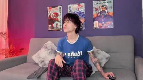 Brand online show from November 30, 2025, 6:17 am