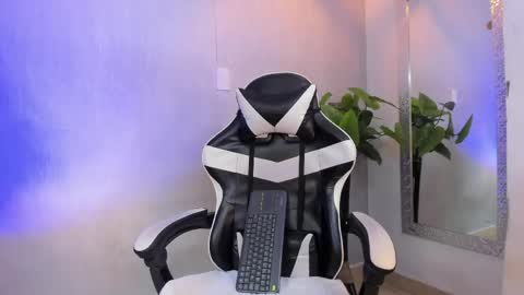 Brand  online show from May 20, 2026, 12:22 pm