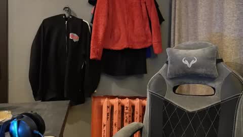 Alice online show from November 16, 2025, 2:44 pm