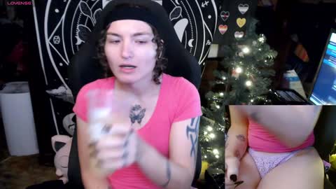 Snapshot of brandiwrld999 chatting on December 27, 2024, 7:03 pm BrandiWRLD999 online show from December 27, 2024, 7:03 pm