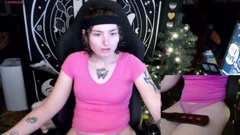 Snapshot of brandiwrld999 chatting on December 30, 2024, 6:16 pm BrandiWRLD999 online show from December 30, 2024, 6:16 pm