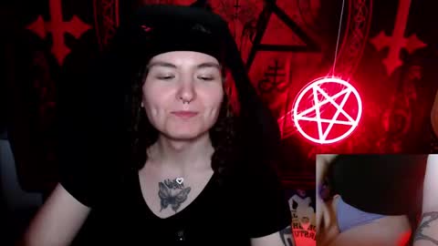 Snapshot of brandiwrld999 chatting on October 5, 2025, 8:18 pm BrandiWRLD999 online show from October 5, 2025, 8:18 pm