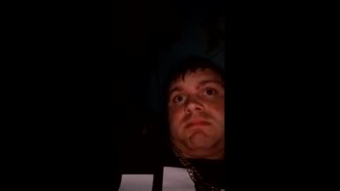 Snapshot of brandon281997 chatting on February 18, 2026, 10:11 am brandon281997 online show from February 18, 2026, 10:11 am