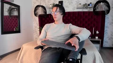 brandon_starkk online show from March 15, 2026, 11:49 am