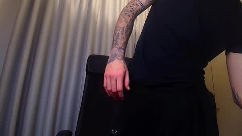 Snapshot of brandontatex chatting on February 6, 2026, 6:55 pm BrandonTateX online show from February 6, 2026, 6:55 pm